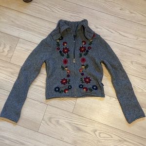 Wool sweater Abercrombie and Fitch. Cottage core. Granny core.